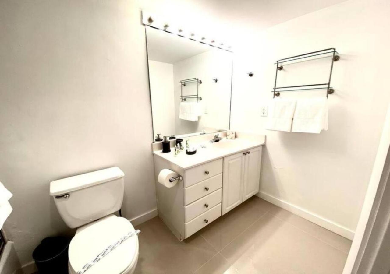 Zen Vacation Rentals Modern Penthouse Across Ocean Miami Beach Ngoại thất bức ảnh