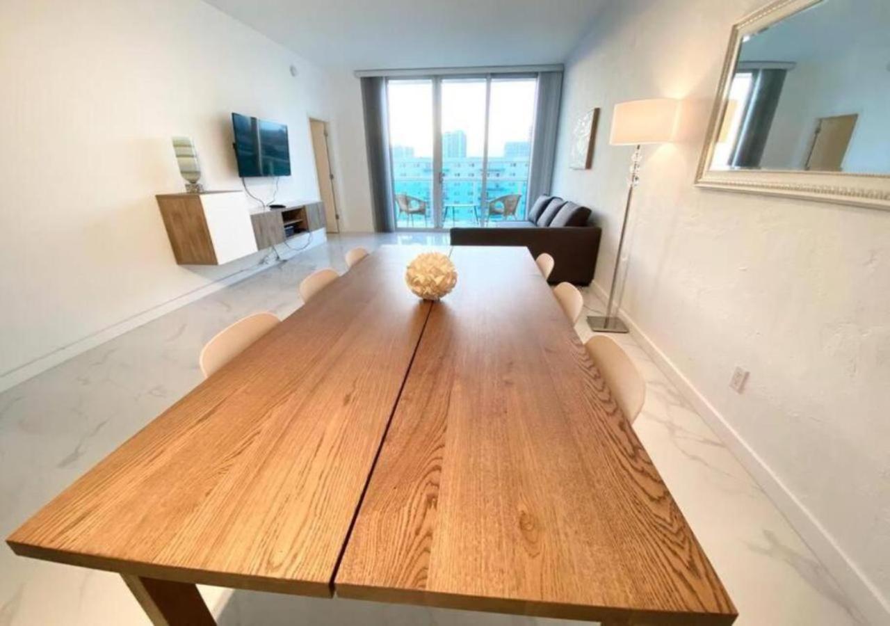 Zen Vacation Rentals Modern Penthouse Across Ocean Miami Beach Ngoại thất bức ảnh
