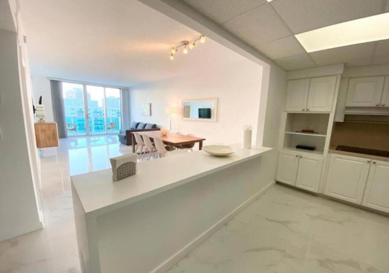 Zen Vacation Rentals Modern Penthouse Across Ocean Miami Beach Ngoại thất bức ảnh